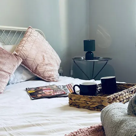 Lowther House -2 Bedrooms - Sleeps 4 * وايتهيفين