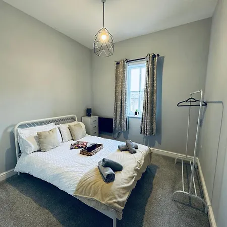 Lowther House -2 Bed Apartment