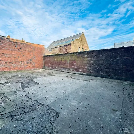 Lowther House -2 Bed *